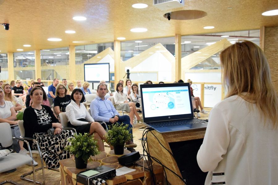 poduzetnicki vodici na ukrajinskom jeziku plavi ured