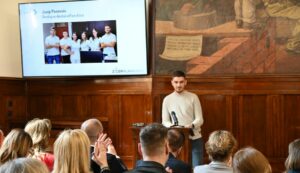 Josip Pecevski Dentique dental office zicer plavi ured